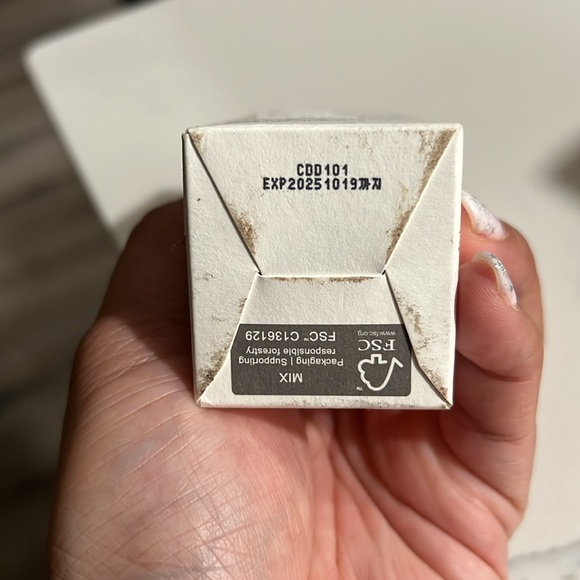 Isntree C-Niacin Toning Ampoule - Picture 4 of 6